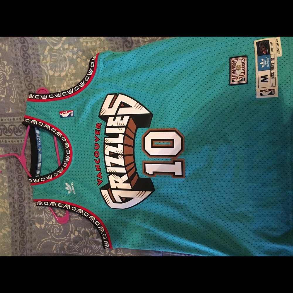 Rookie Mike Bibby Throwback
